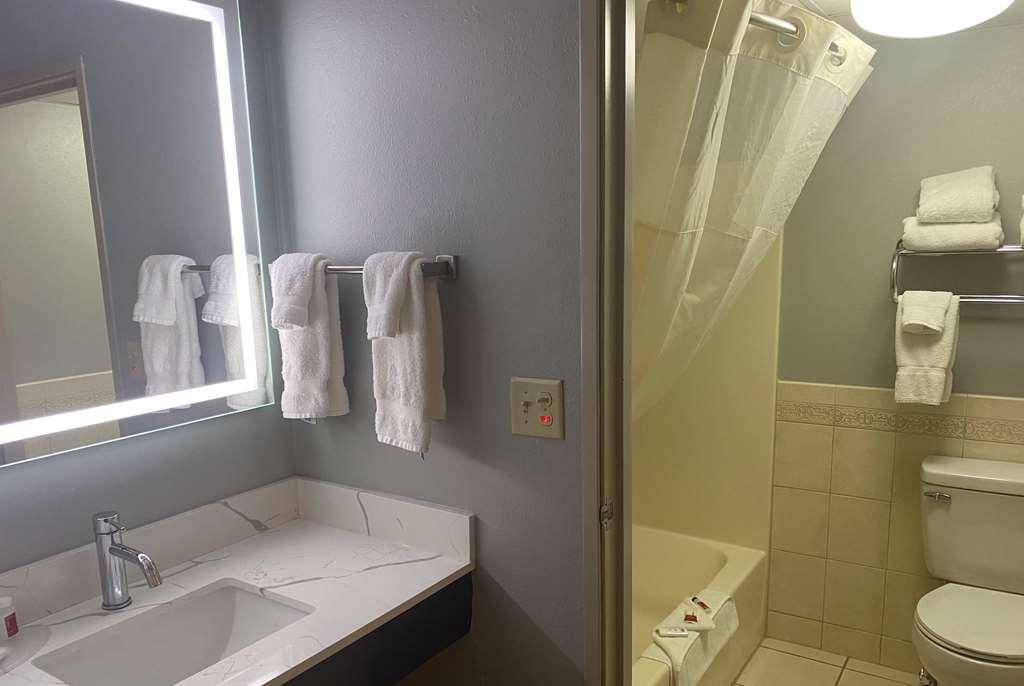 Americinn By Wyndham Peoria Ruang foto