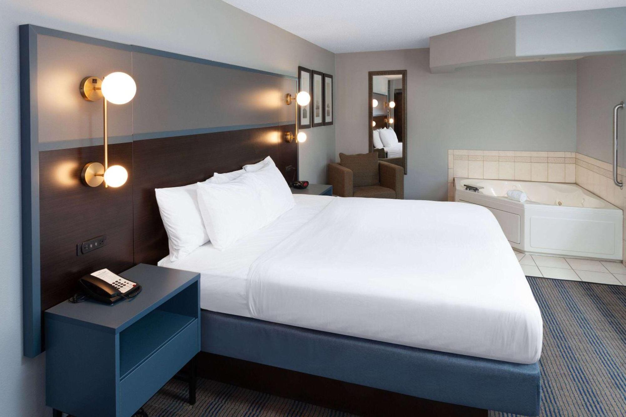 Americinn By Wyndham Peoria Bagian luar foto