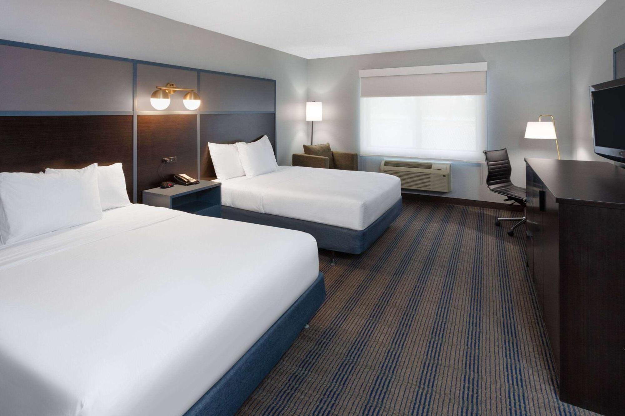 Americinn By Wyndham Peoria Bagian luar foto
