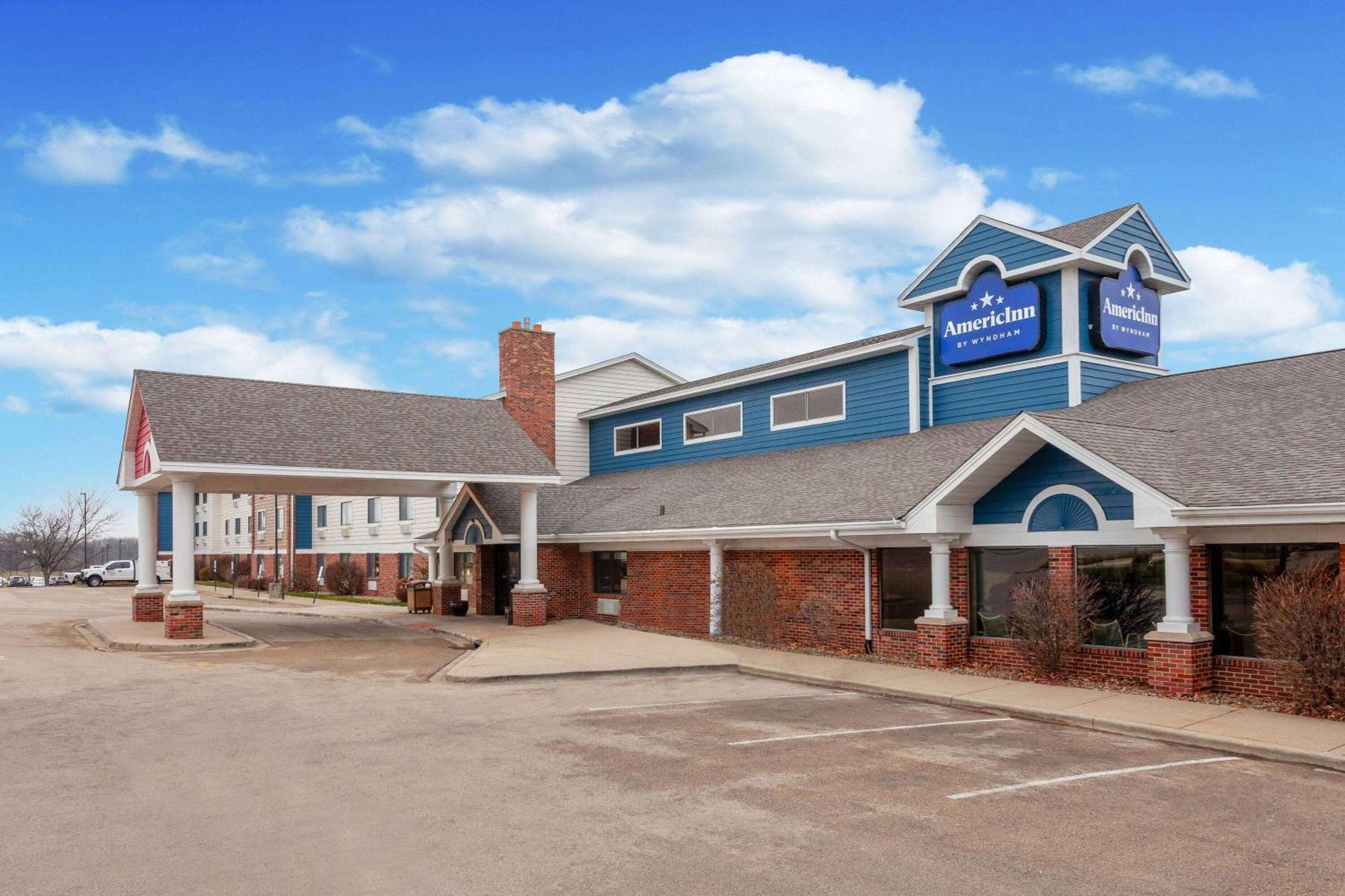 Americinn By Wyndham Peoria Bagian luar foto