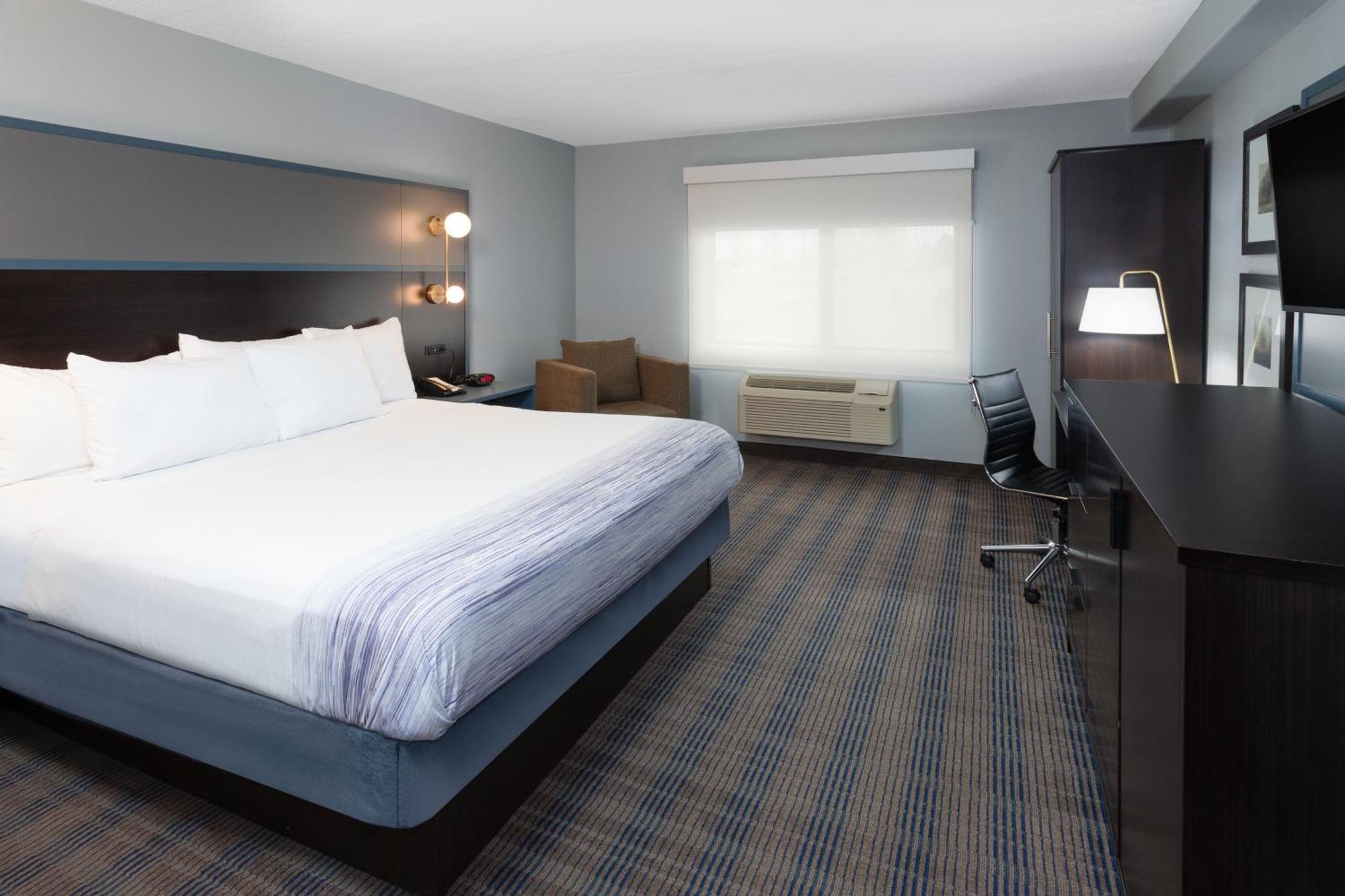 Americinn By Wyndham Peoria Bagian luar foto