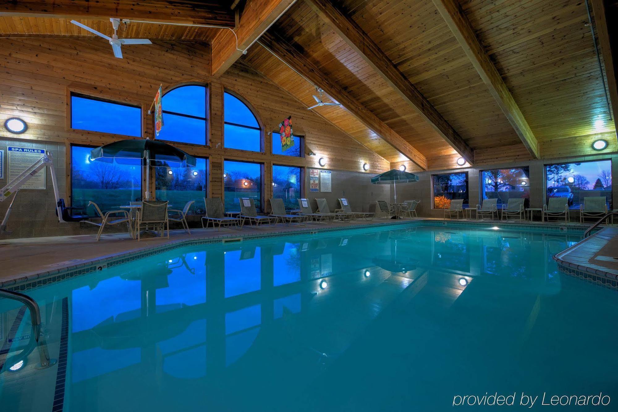 Americinn By Wyndham Peoria Bagian luar foto